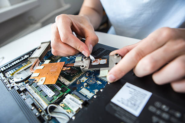 Motherboard: How to Repair a Motherboard?